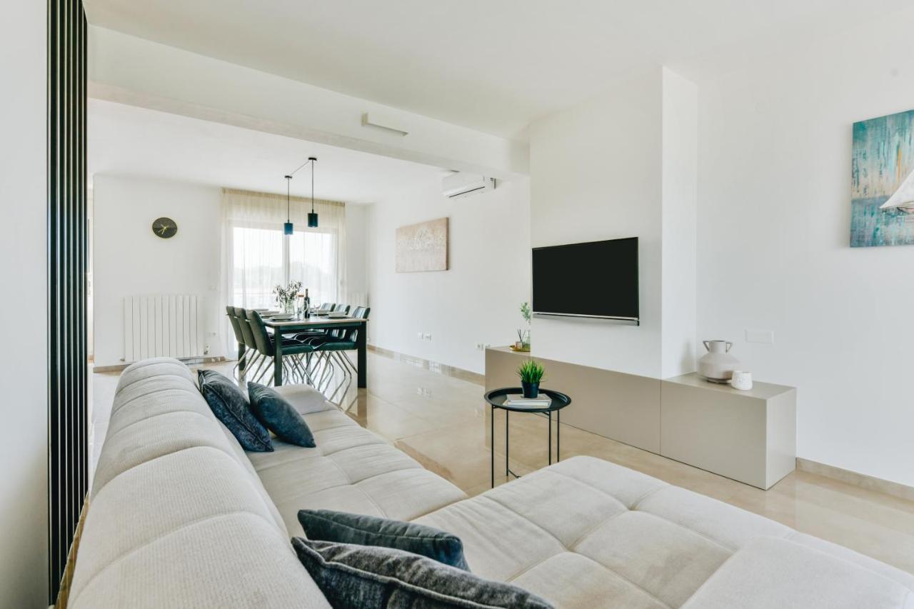 Rudan 2 Apartment *