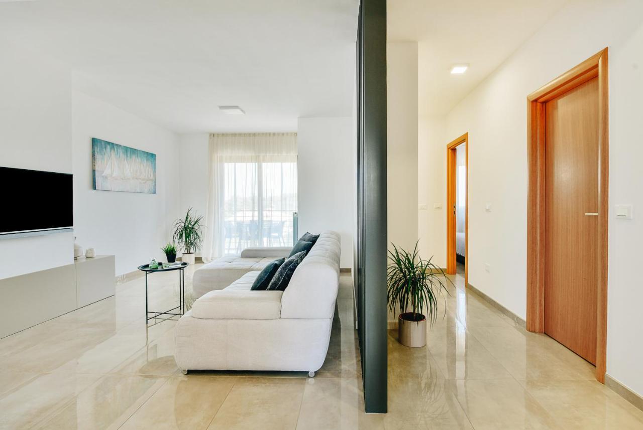Apartment Rudan 2 *